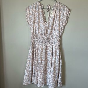 Cream Jessica Simpson cream dress